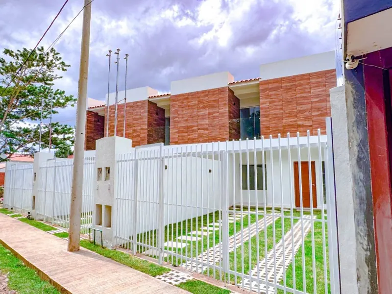 Casa de 3 dormitorios en venta en la urbanización Fenicia Neo: foto 2 de 12