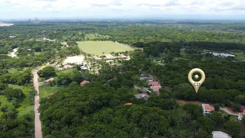 Terreno de 3.000 m² en venta en el Urubó, zona Santa Ana del Trejo: foto 3 de 12