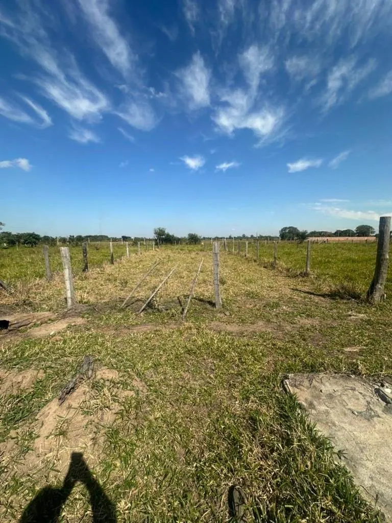 250 m² lot for sale in the Villa Alina development, Warnes: foto 2 de 6