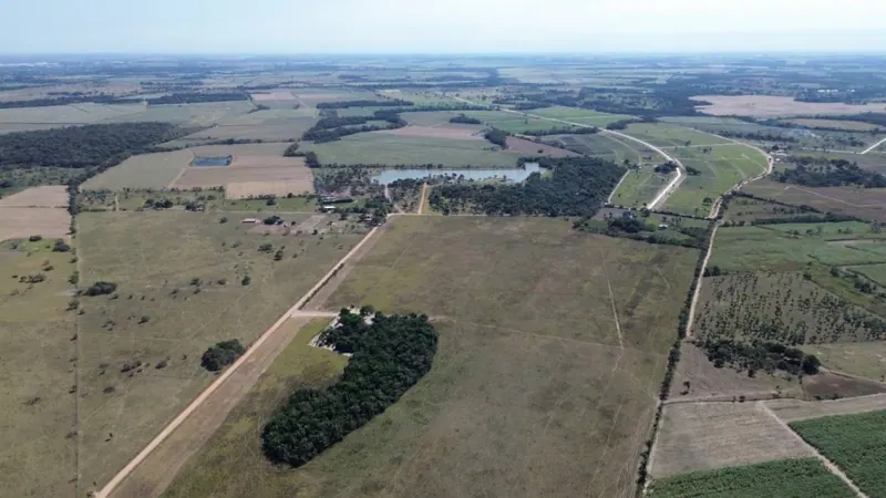 Terreno de 300 m² en venta en la urbanización Isla del Norte, Warnes: foto 3 de 7