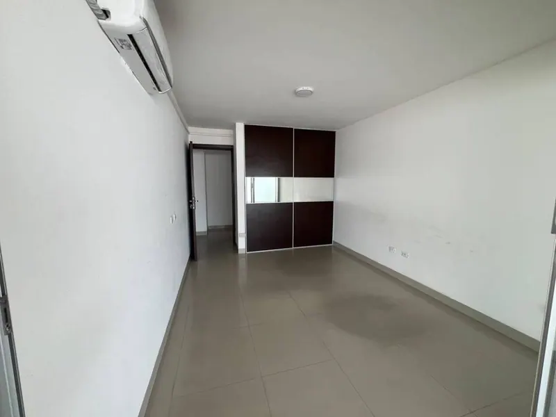 Apartment for rent in the Versalles building, Urbari neighborhood: foto 8 de 23