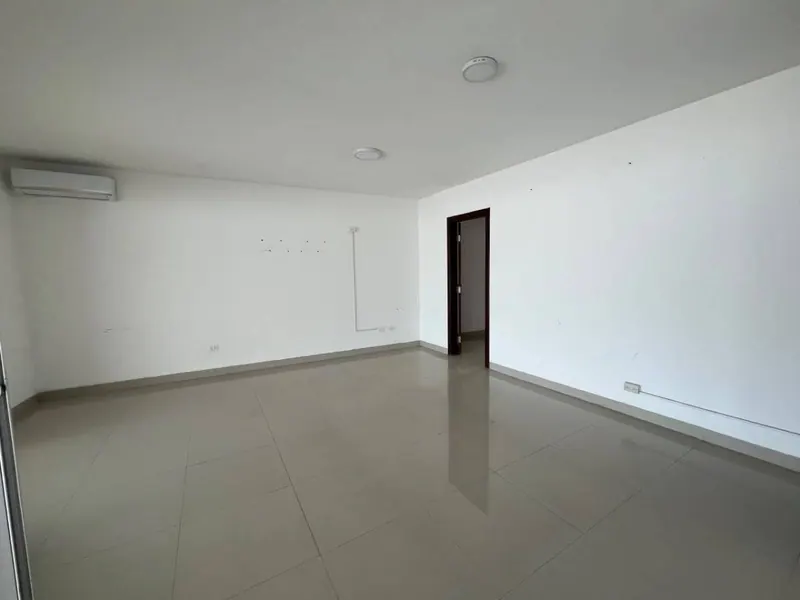 Apartment for rent in the Versalles building, Urbari neighborhood: foto 14 de 23