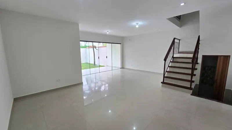 3-bedroom house for sale in the Versalles gated community, North Zone: foto 4 de 16