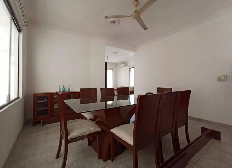Casa de 3 dormitorios en venta sobre la Avenida Alemana: foto 5 de 6