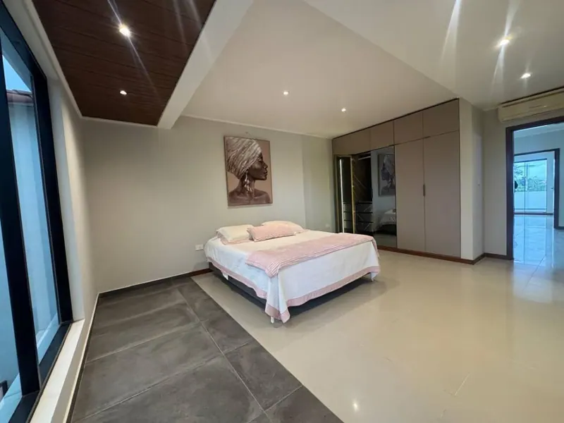 Casa de 3 dormitorios en venta en el condominio Remanso, Zona Norte: foto 4 de 8