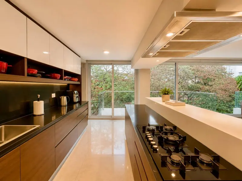 Departamento de 220 m² en venta en Equipetrol, cerca de la San Martín: foto 5 de 8