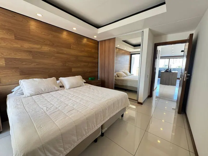 Departamento amoblado de 2 dormitorios en venta en Equipetrol, 152 m²: foto 4 de 8