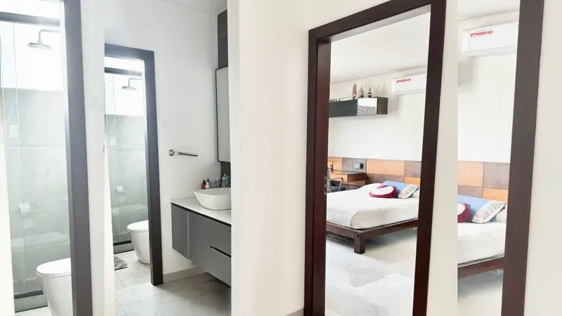 Casa de 4 dormitorios en alquiler en el condominio Santa Cruz la Vieja: foto 4 de 7