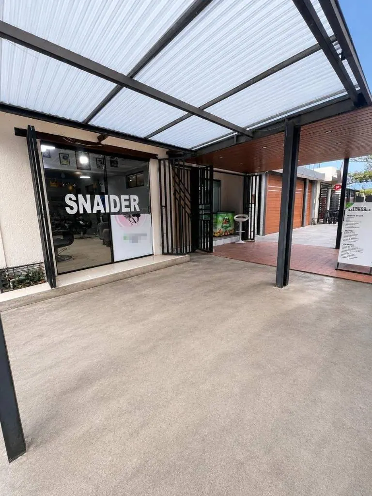 Casa de uso comercial en venta sobre avenida en Remanso 1, Zona Norte: foto 4 de 14