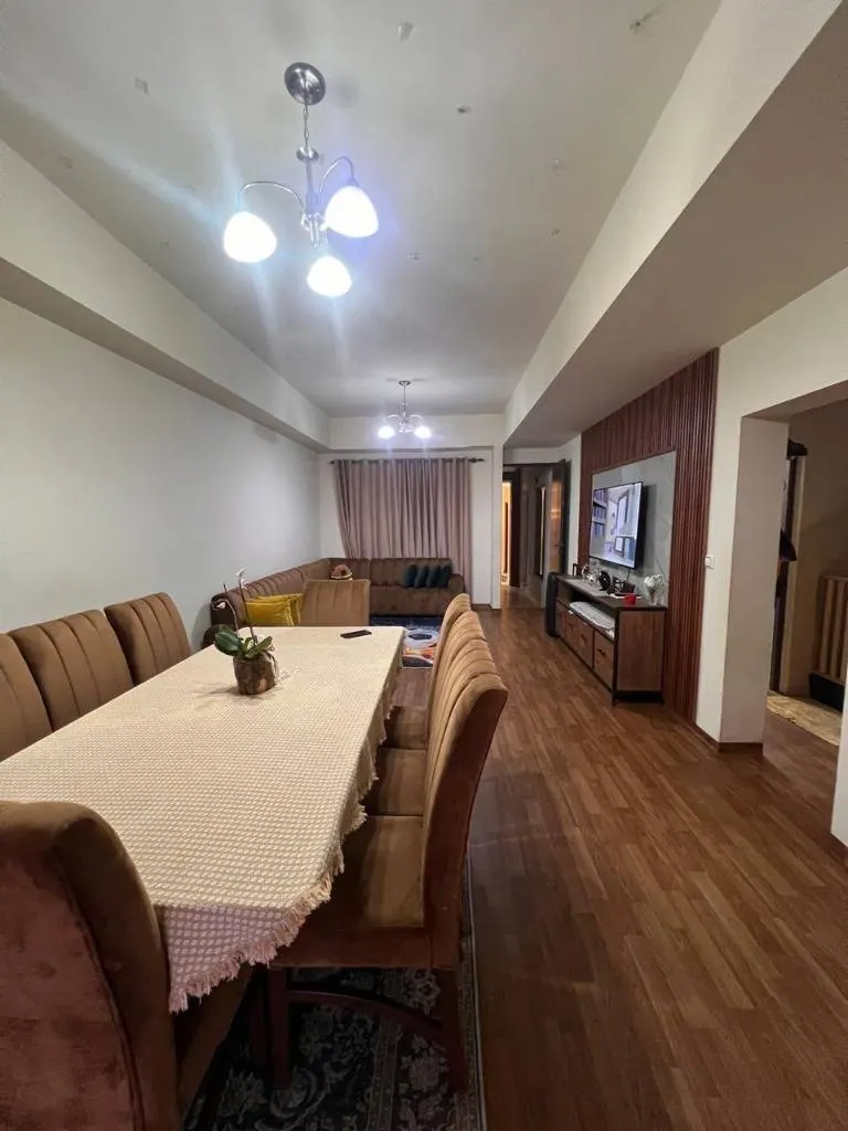Casa de uso comercial en venta sobre avenida en Remanso 1, Zona Norte: foto 9 de 14