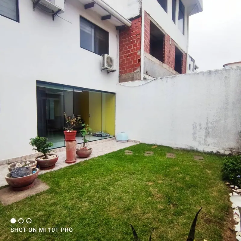Casa de 2 dormitorios en venta cerca de la Av. Santos Dumont: foto 6 de 12