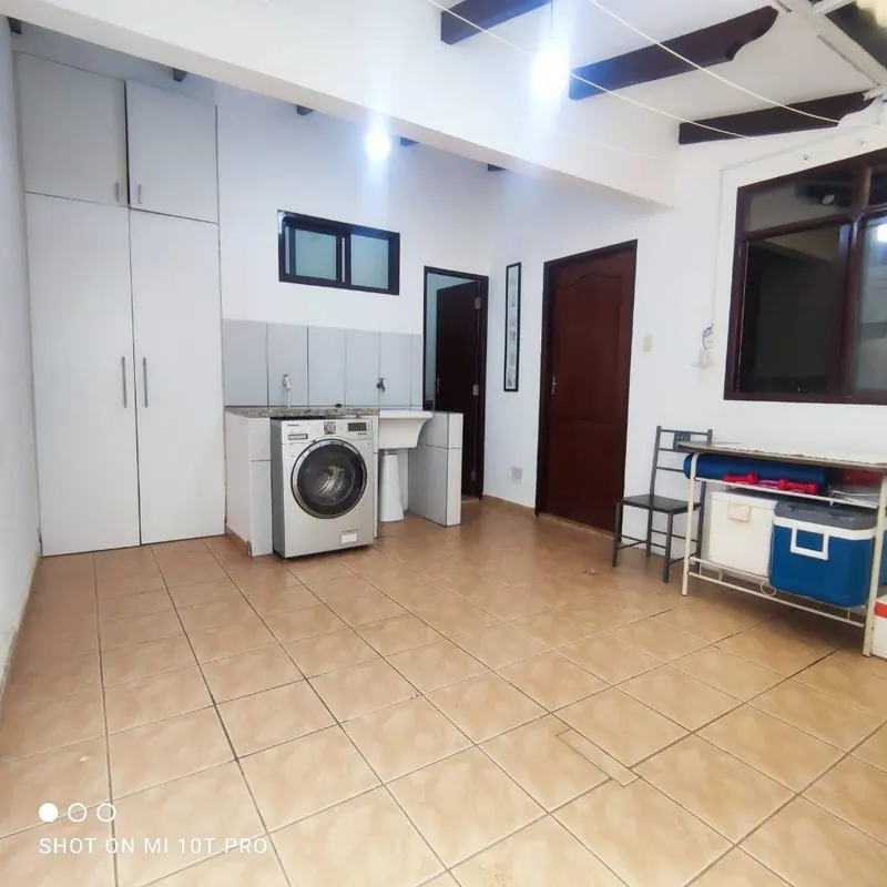 Casa de 2 dormitorios en venta cerca de la Av. Santos Dumont: foto 9 de 12