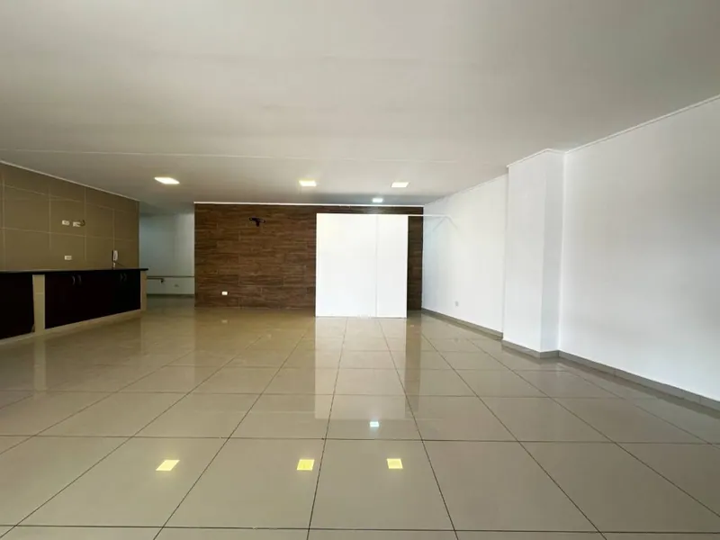 Local comercial de 86,63 m² en venta en Los Jazmines del Parque: foto 3 de 6