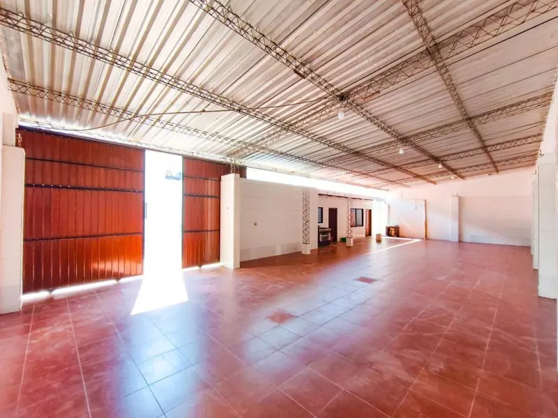 Casa de 5 dormitorios con galpón en venta en la Zona Este: foto 10 de 18