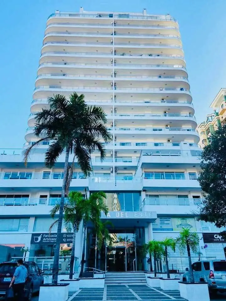 Parqueo con baulera en venta en el condominio Punta del Este: foto 1 de 2