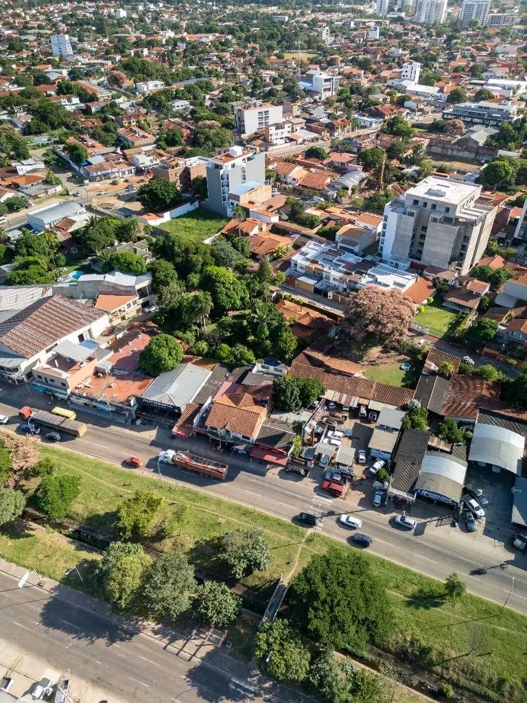 Terreno de 486,40 m² en venta sobre la Av. 4to Anillo, Zona Norte