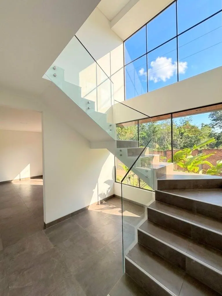 House for sale in the Lomas del Bosque gated community, Urubó: foto 7 de 27