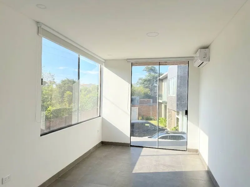 House for sale in the Lomas del Bosque gated community, Urubó: foto 13 de 27