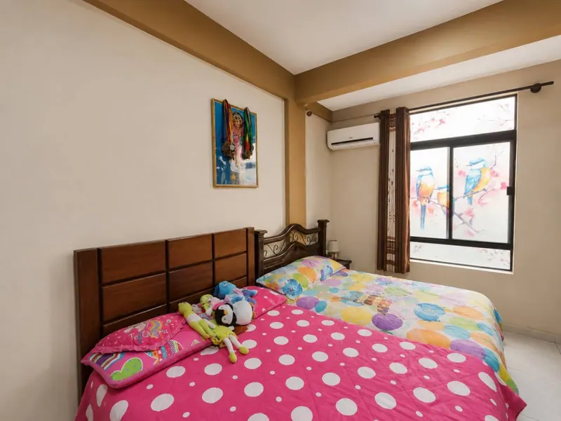Casa de uso comercial en venta sobre la Av. El Mechero, Plan 3000: foto 5 de 12