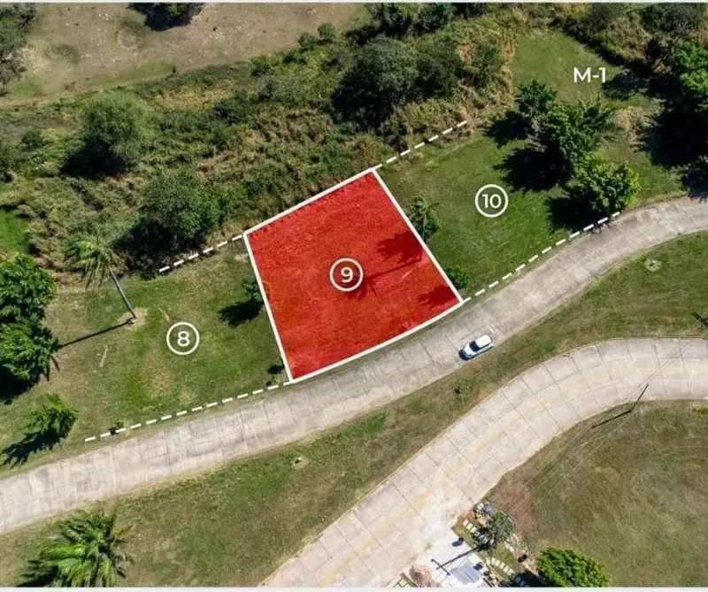 Terreno de 1.002,57 m² en venta en Urubó Golf, el Urubó: foto 4 de 6