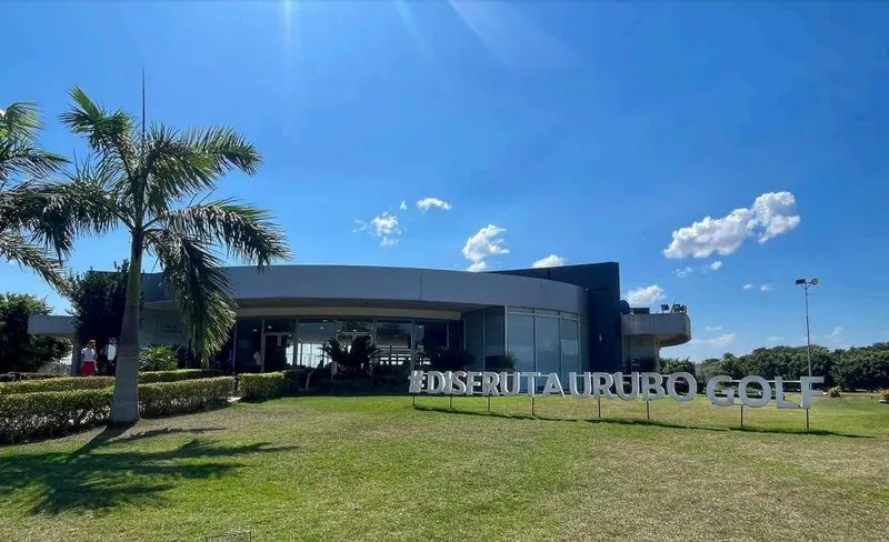 Terreno de 1.002,57 m² en venta en Urubó Golf, el Urubó: foto 2 de 6