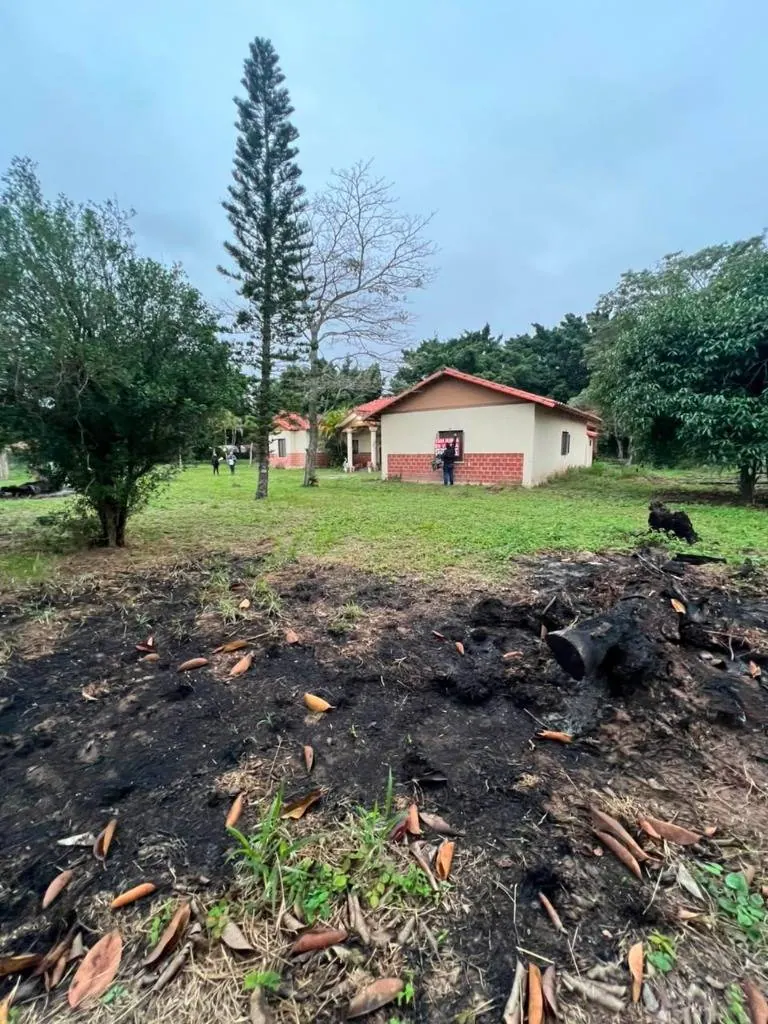 Casa quinta con terreno de 3.148 m² en venta en el Urubó: foto 12 de 15