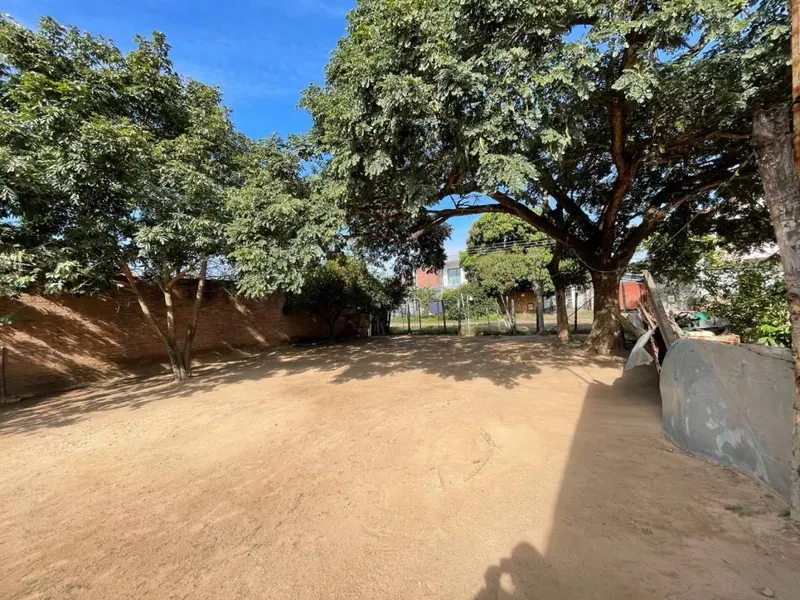 Terreno de 420 m² en venta en la Zona Sur, entre 6to y 7mo anillo: foto 6 de 12
