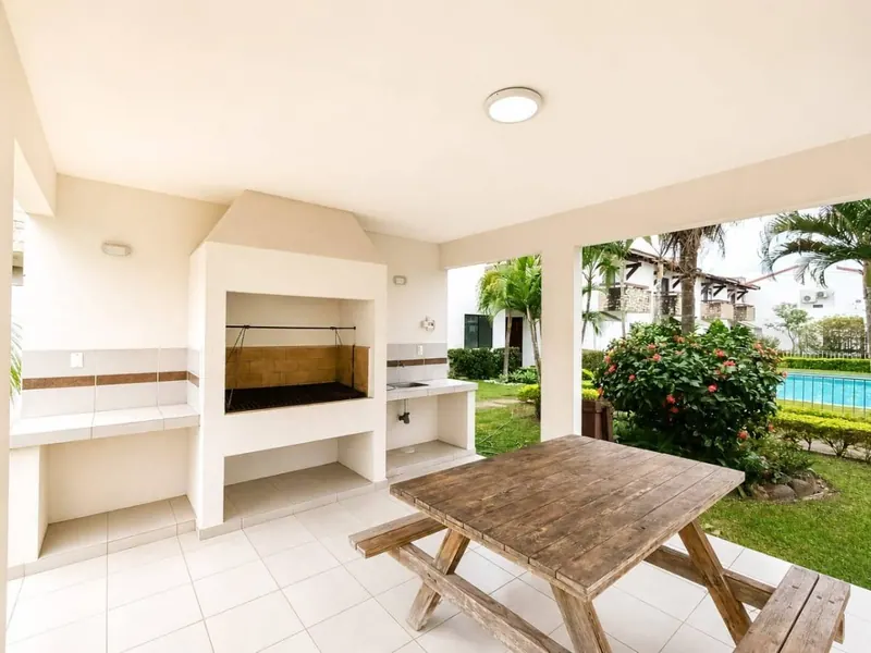 3-bedroom house for sale in the Las Palmas Los Jardines gated: foto 11 de 16