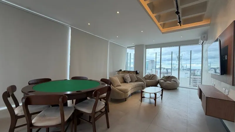 Departamento de 2 dormitorios en venta en Uptown Drei, Equipetrol: foto 15 de 15