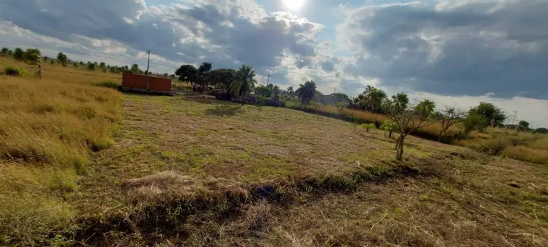 Terreno de 300,27 m² en venta en la Urbanización Pentaguazú II: foto 1 de 4