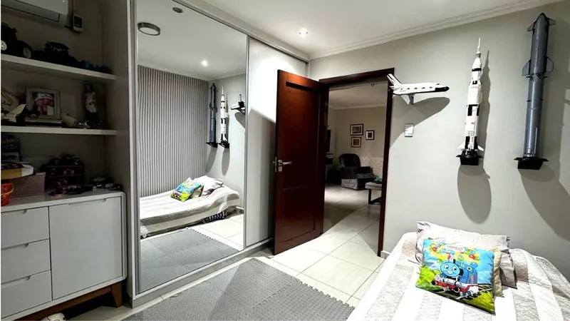 3-bedroom house for sale in Equipetrol Norte, Sirari neighborhood: foto 3 de 6