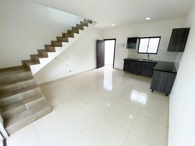 Departamento dúplex de 1 dormitorio en venta en la av. Alemana