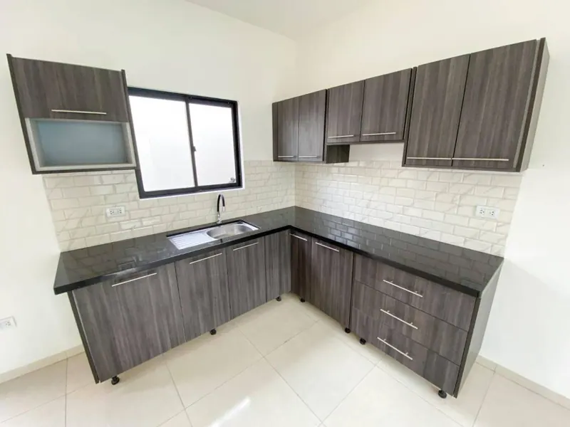 Departamento dúplex de 1 dormitorio en venta en la av. Alemana: foto 3 de 9