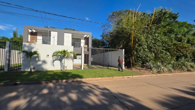 3-bedroom house for sale on the 2nd ring in Cotoca: foto 2 de 9