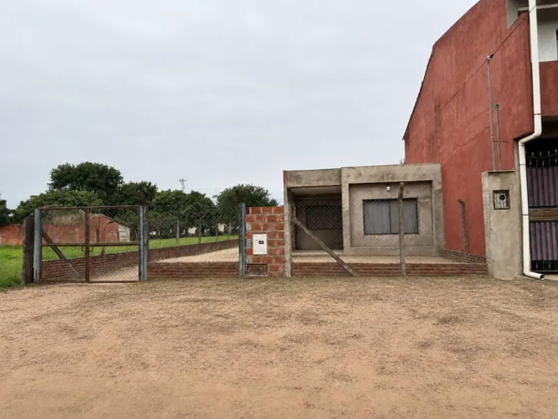 414.04 m² lot with house under construction for sale in the East Zone: foto 1 de 3