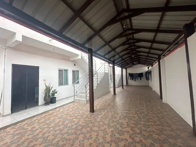 Local comercial en venta en Villa Primero de Mayo, 664,59 m²: foto 7 de 28