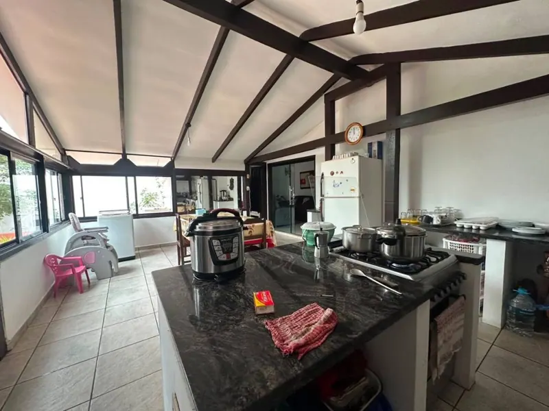 Local comercial en venta en Villa Primero de Mayo, 664,59 m²: foto 10 de 28