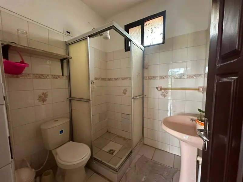 Local comercial en venta en Villa Primero de Mayo, 664,59 m²: foto 16 de 28