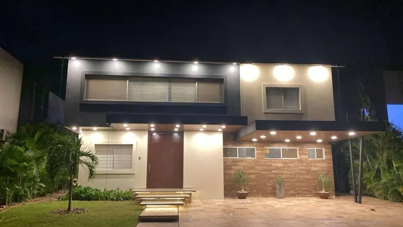 Casa de 4 dormitorios en venta en el condominio Santa Cruz la Vieja 2: foto 1 de 10