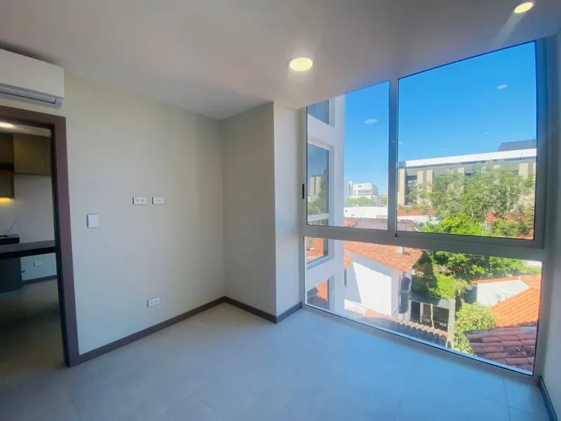 Departamento de 1 dormitorio en venta en el edificio KLUG, Equipetrol: foto 2 de 15