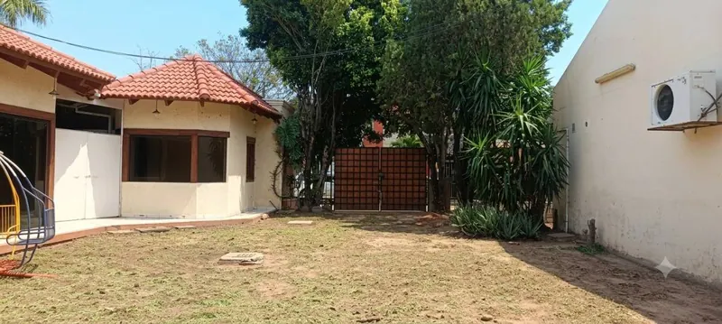 Casa en esquina con departamento en venta en Palma Verde, Zona Este: foto 24 de 25