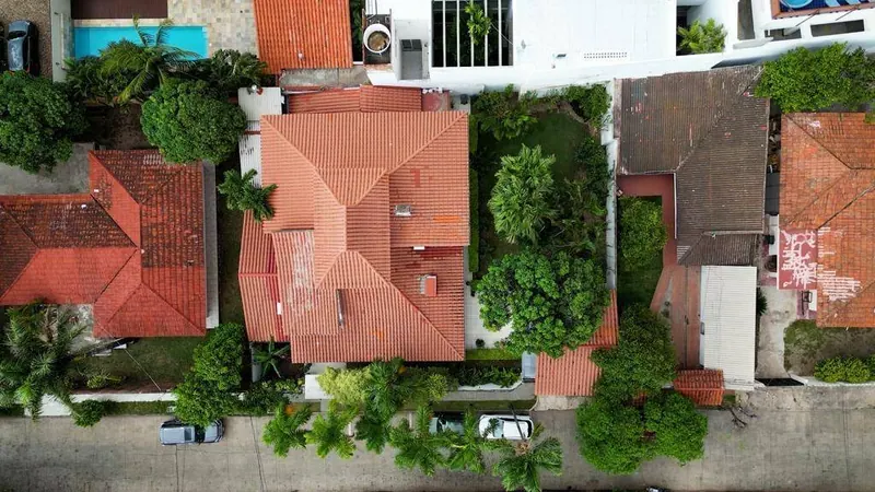 4-bedroom house for sale on Avenida Beni, North Zone: foto 5 de 27
