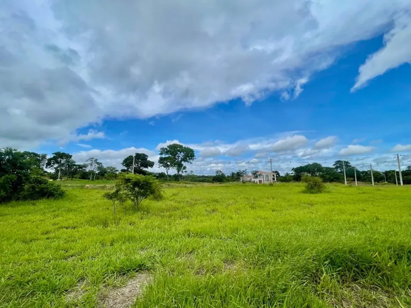 758.29 m² lot for sale in Playa Turquesa, Urubó: foto 4 de 12