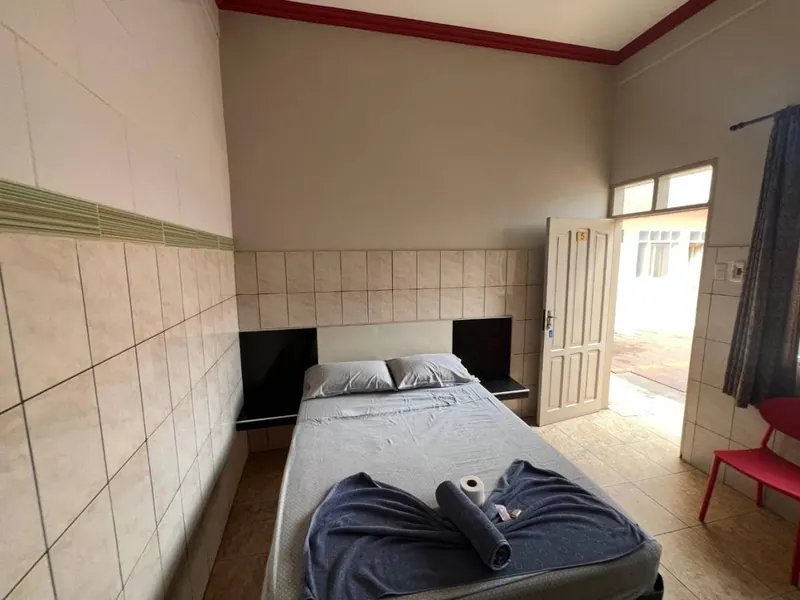Alojamiento de 25 habitaciones en venta en el 4to anillo y av. Piraí: foto 8 de 16