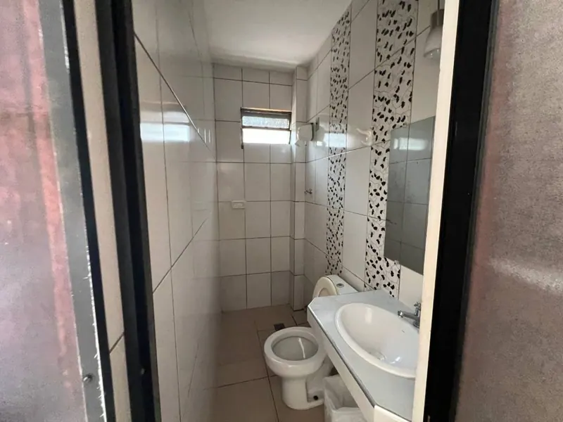 Alojamiento de 25 habitaciones en venta en el 4to anillo y av. Piraí: foto 10 de 16