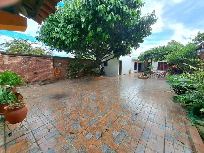 Casa de 4 dormitorios en venta en la Zona Sur, av. Santos Dumont: foto 3 de 10
