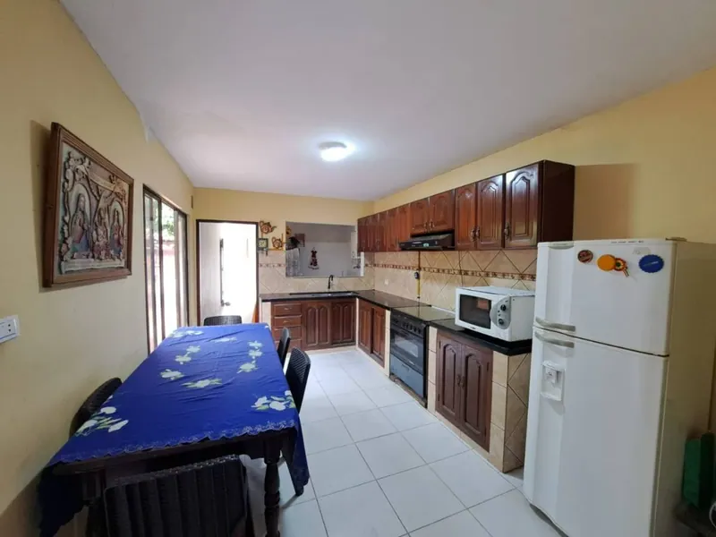 Casa de 4 dormitorios en venta en la Zona Sur, av. Santos Dumont: foto 6 de 10