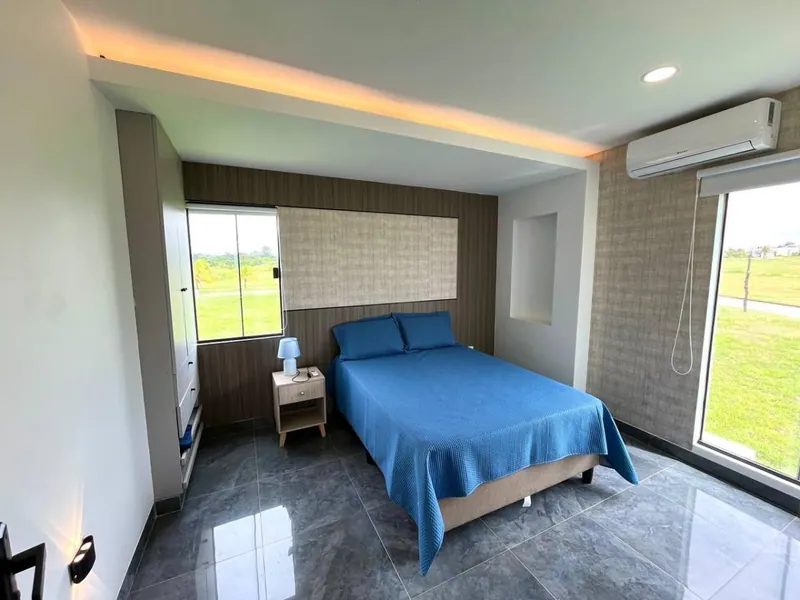 Casa con 2 departamentos en venta en Playa Turquesa, Urubó: foto 7 de 13