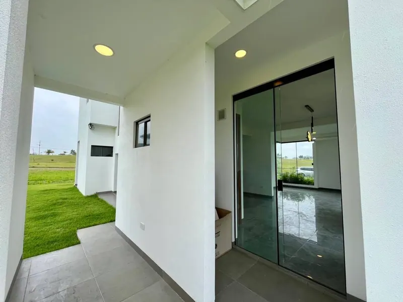 Casa con 2 departamentos en venta en Playa Turquesa, Urubó: foto 10 de 13