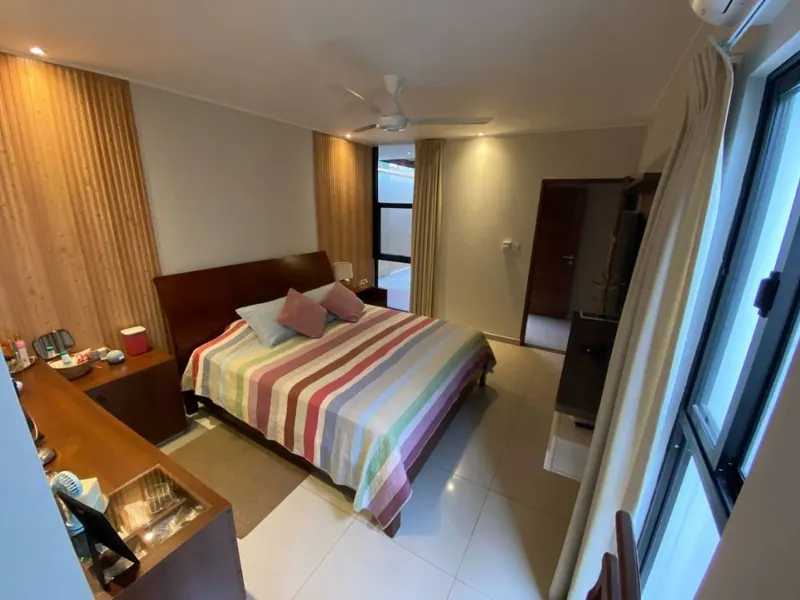 Casa en venta sobre la Av. Barrientos, Urbarí, Zona Sur: foto 1 de 19